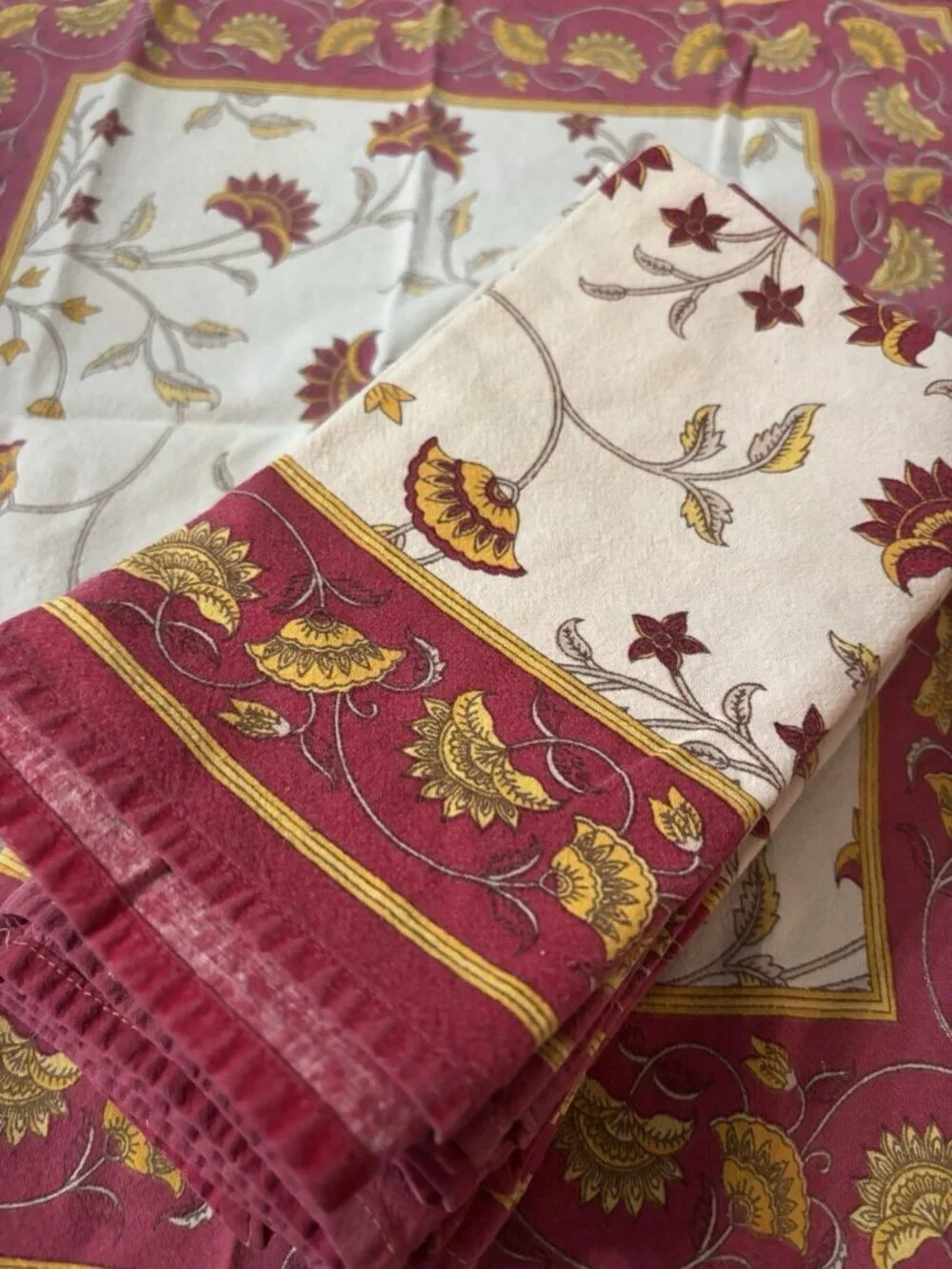 Pier‎ One Vintage Red Tan Beige Floral Cotton Napkins Set Of 8 Square
